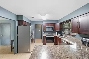 2141 NE 9th St, Ocala, FL 34470 - Photo 14