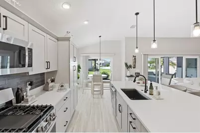 7528 Daniel Collins Court, The Villages, FL 34762 - Photo 20