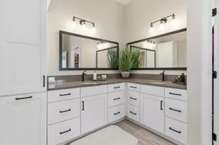 7528 Daniel Collins Ct, The Villages, FL 34762 - Photo 24
