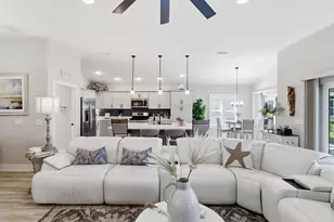 7528 Daniel Collins Ct, The Villages, FL 34762 - Photo 10