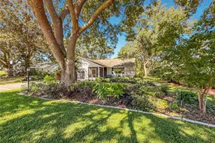 1706 Orkney Dr, Leesburg, FL 34788 - Photo 2