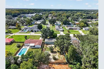 1610 Park Drive, Leesburg, FL 34748 - Photo 8