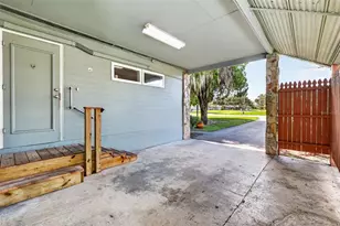 1610 Park Dr, Leesburg, FL 34748 - Photo 12