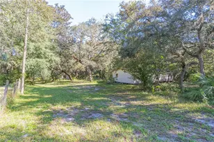 11713 E Hawk Ln, Floral City, FL 34436 - Photo 2