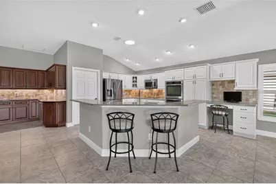 3323 Kelvington Road, The Villages, FL 32163 - Photo 12
