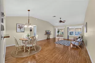 16758 SE 84th Colerain Cir, The Villages, FL 32162 - Photo 6