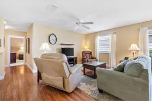 2379 Baton Pl, The Villages, FL 32162 - Photo 10