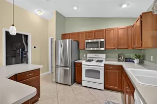 439 Enright Pl, The Villages, FL 32162 - Photo 10