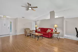 6355 Berkshire Pass, Leesburg, FL 34748 - Photo 14