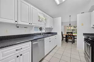 6355 Berkshire Pass, Leesburg, FL 34748 - Photo 20
