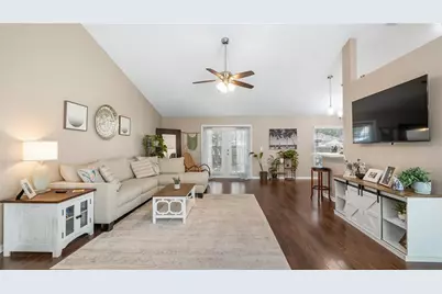 245 Valley Edge Drive, Minneola, FL 34715 - Photo 8