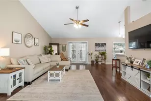 245 Valley Edge Dr, Minneola, FL 34715 - Photo 8