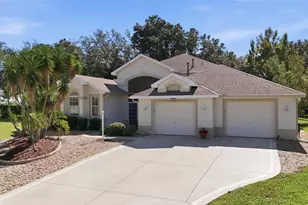 2852 Cape Horn Ct, Tavares, FL 32778 - Photo 2