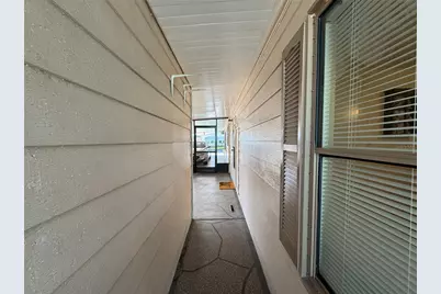 6733 Kensington Drive NE, Winter Haven, FL 33881 - Photo 44
