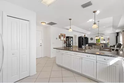 7613 SE 170th Longview Lane, The Villages, FL 32162 - Photo 4