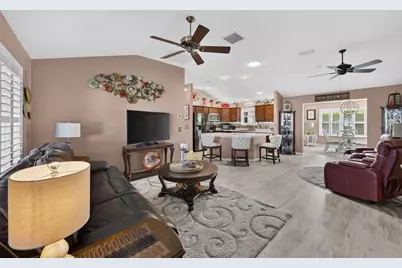 3270 Kranz Avenue, The Villages, FL 32163 - Photo 10
