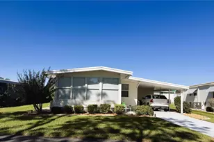 353 Hawthorne Blvd, Leesburg, FL 34748 - Photo 1