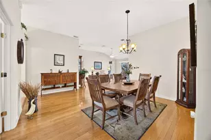17942 SE 88th Cascade Ct, The Villages, FL 32162 - Photo 10
