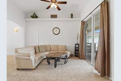 12420 NE 48th Circle, Oxford, FL 34484 - Photo 10