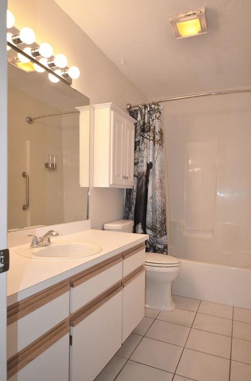 451 Rosewood Cir, Lake City FL  32025-6479 exterior