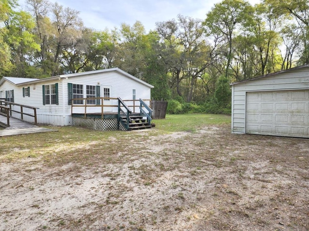 306 S Magnolia Ave, Florahome, FL 32140