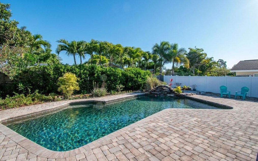 12473 90th Ave, Largo, FL 33772
