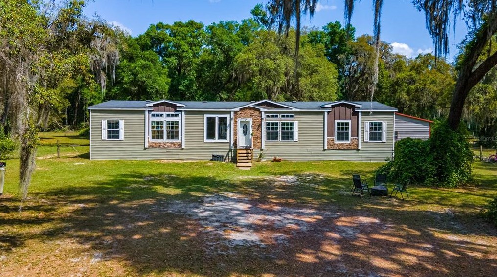 3951 175th Street Rd, Citra, FL 32113-3208