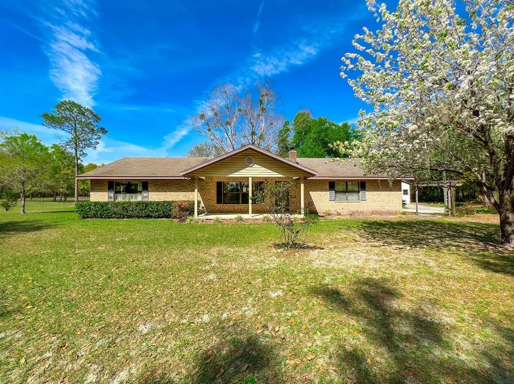 943 Se Alfred Markham St, Lake City, FL 32025