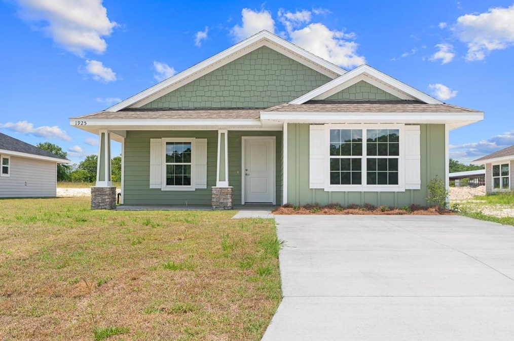 1925 N Roberts Trail, Bell, FL 32619