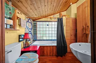 250 W West Lake Dr, Hawthorne, FL 32640 - Photo 80