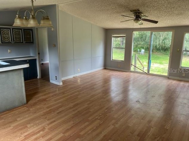 126 Switzerland St, Interlachen, FL 32148