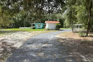 8232 Swan Lake Rd, Melrose, FL 32666 - Photo 12