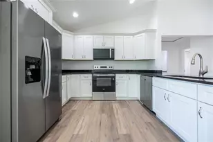 13050 NE 7th Loop, Silver Springs, FL 34488 - Photo 12