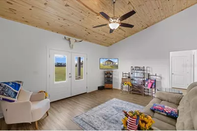 9271 NW 70 Street, Chiefland, FL 32626 - Photo 10