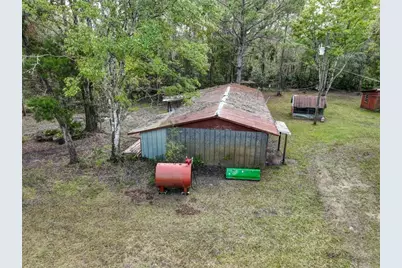 310 N Otter Creek Avenue, Bronson, FL 32621 - Photo 10