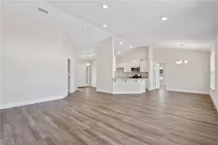 151 SW Silver Palm Dr, Lake City, FL 32024 - Photo 8