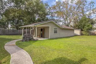 403 S Cherry St, Starke, FL 32091 - Photo 6