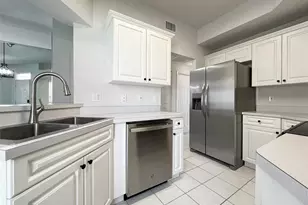 4950 NW 1st Pl, Gainesville, FL 32607 - Photo 8