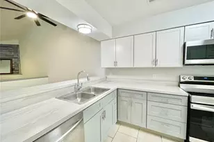 2820 NW 39th Ter, Gainesville, FL 32606 - Photo 2