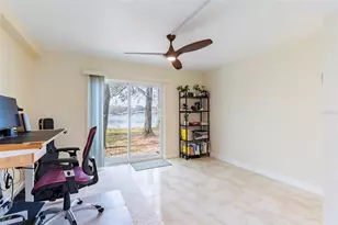 7182 E Bank Dr, Tampa, FL 33617 - Photo 10