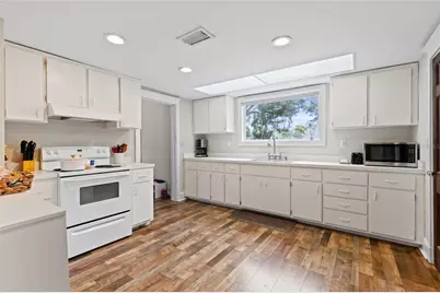 330 NE 1st Avenue, Williston, FL 32696 - Photo 16