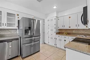 312 NW 7th St, Williston, FL 32696 - Photo 14