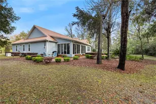 9250 Emily Dr, Fanning Springs, FL 32693 - Photo 36