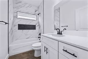 6682 SW 10th Ln, Gainesville, FL 32607 - Photo 8