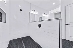 6682 SW 10th Ln, Gainesville, FL 32607 - Photo 12