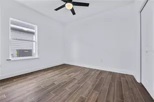 6682 SW 10th Ln, Gainesville, FL 32607 - Photo 6