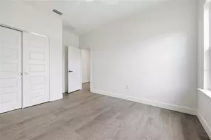 6694 SW 11th Ln, Gainesville, FL 32607 - Photo 8