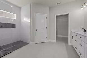 6694 SW 11th Ln, Gainesville, FL 32607 - Photo 12