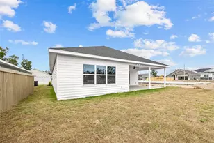 6694 SW 11th Ln, Gainesville, FL 32607 - Photo 4