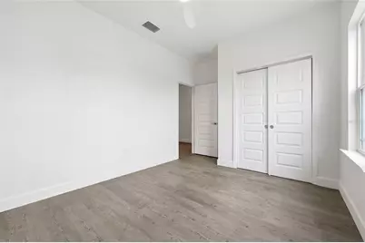 6694 SW 11th Lane, Gainesville, FL 32607 - Photo 4